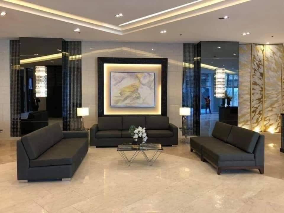 One Bedroom Condo Unit Fame Residences マニラ市 エクステリア 写真