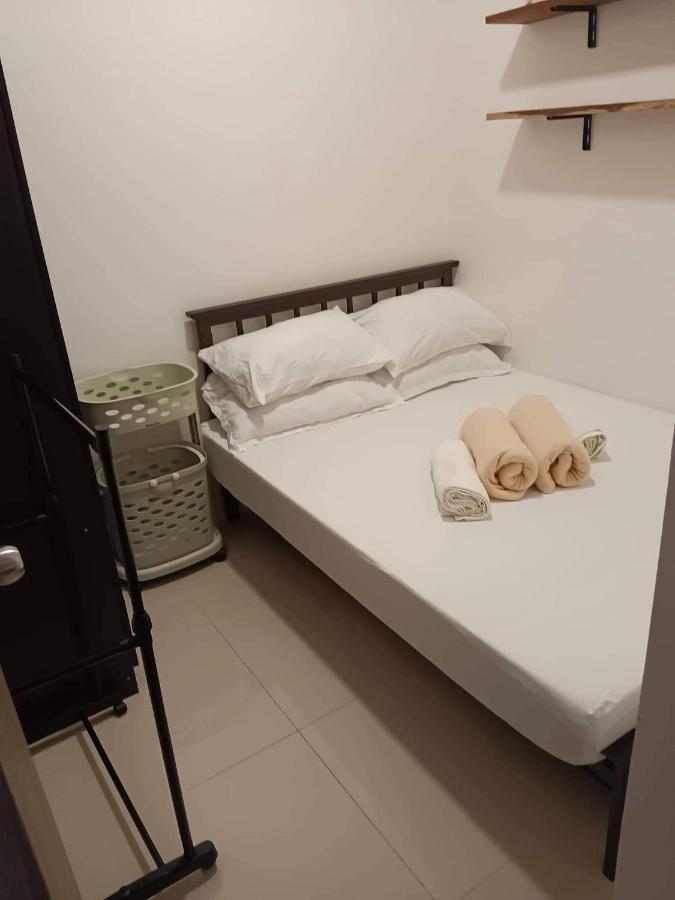 One Bedroom Condo Unit Fame Residences マニラ市 エクステリア 写真