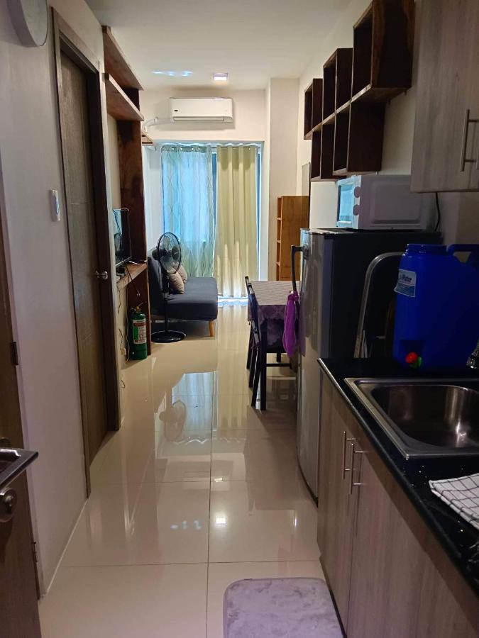 One Bedroom Condo Unit Fame Residences マニラ市 エクステリア 写真